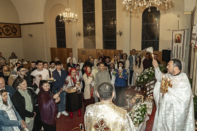 Хресний хід, Літургія і освячення великодних кошиків