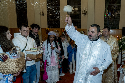 Хресний хід, Літургія і освячення великодних кошиків