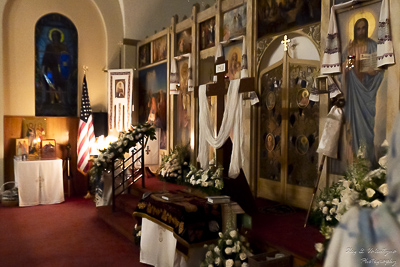 Easter Worship. Paschal procession. Led by His Eminence Archbishop Daniel Zelinsky.