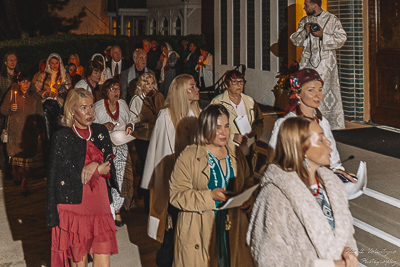 Easter Worship. Paschal procession. Led by His Eminence Archbishop Daniel Zelinsky.