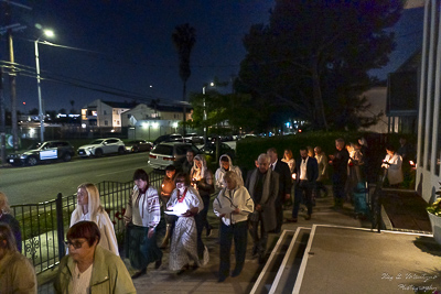 Easter Worship. Paschal procession. Led by His Eminence Archbishop Daniel Zelinsky.