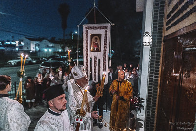 Easter Worship. Paschal procession. Led by His Eminence Archbishop Daniel Zelinsky.