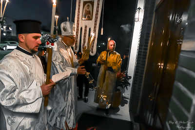 Easter Worship. Paschal procession. Led by His Eminence Archbishop Daniel Zelinsky.