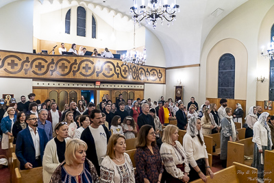 Easter Worship. Paschal procession. Led by His Eminence Archbishop Daniel Zelinsky.