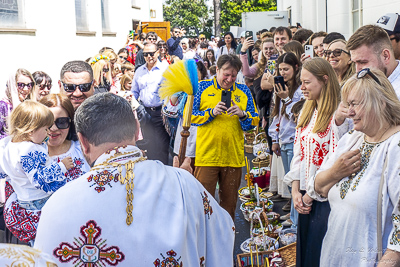 The Bright Resurrection of Christ. Blessing of Baskets.