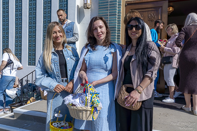 The Bright Resurrection of Christ. Blessing of Baskets.