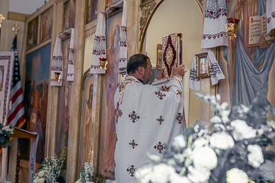 The Bright Resurrection of Christ. † Divine Liturgy. Parish Easter Breakfast. Collective coloring of pysanka.