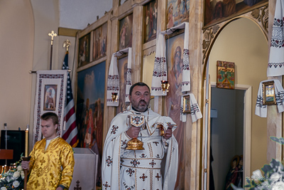 The Bright Resurrection of Christ. † Divine Liturgy. Parish Easter Breakfast. Collective coloring of pysanka.