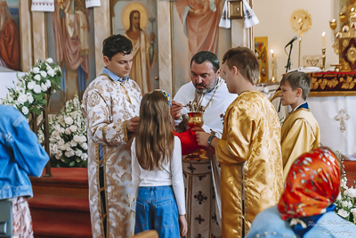 The Bright Resurrection of Christ. † Divine Liturgy. Parish Easter Breakfast. Collective coloring of pysanka.