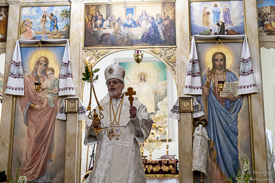 Paschal Matins and Blessing Baskets with His Eminence Archbishop Daniel Zelinsky.
