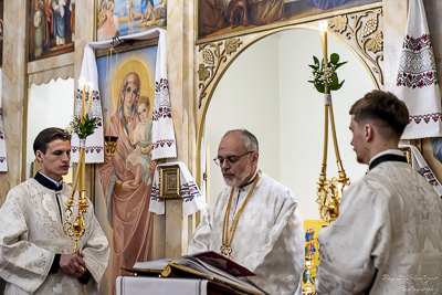 Paschal Matins and Blessing Baskets with His Eminence Archbishop Daniel Zelinsky.