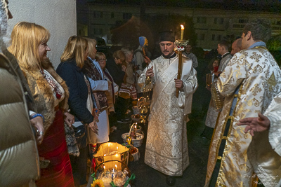 Paschal Matins and Blessing Baskets with His Eminence Archbishop Daniel Zelinsky.