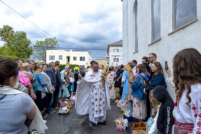 The Bright Resurrection of Christ. Blessing of Baskets.