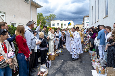 The Bright Resurrection of Christ. Blessing of Baskets.