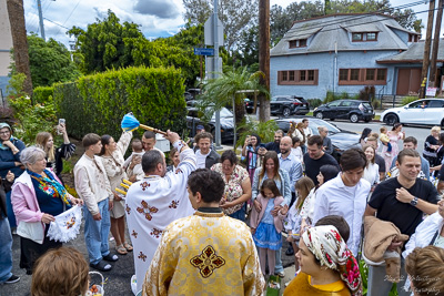 The Bright Resurrection of Christ. Blessing of Baskets.